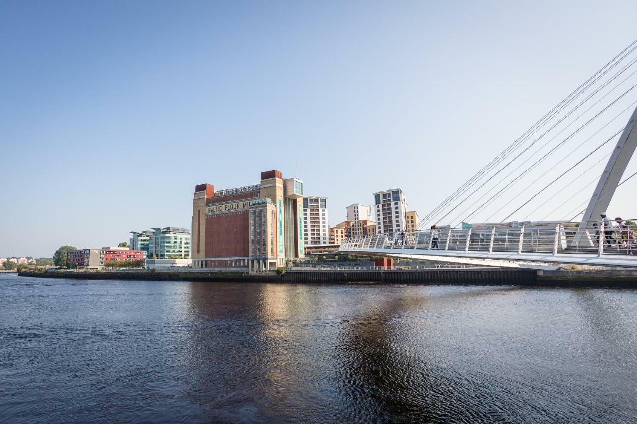 Luxury Quayside Apartment ニューカッスル・アポン・タイン エクステリア 写真